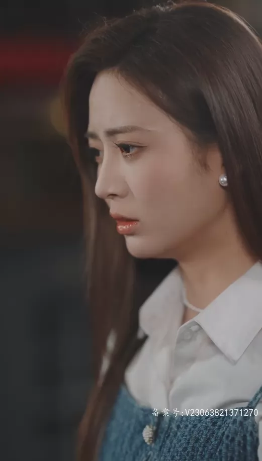 她不哄他了